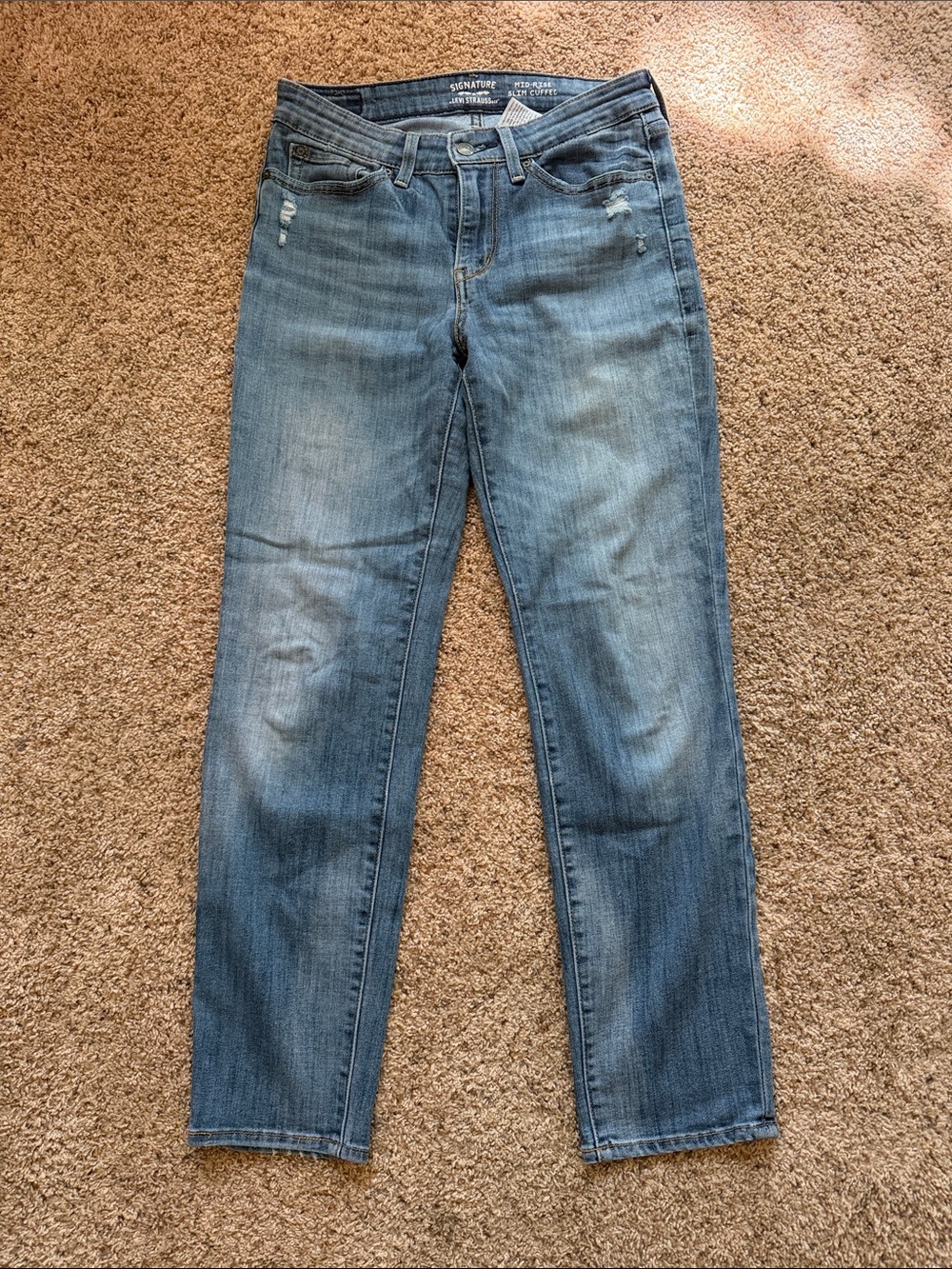Signature Studio Women's Straight-Leg Jeans in Medium Blue
